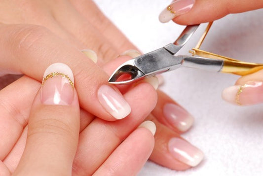 Easy Ways To Take Care of Your Cuticles In Winters!