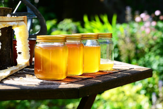 Honey for Skin : Uses and Benefits Of Honey